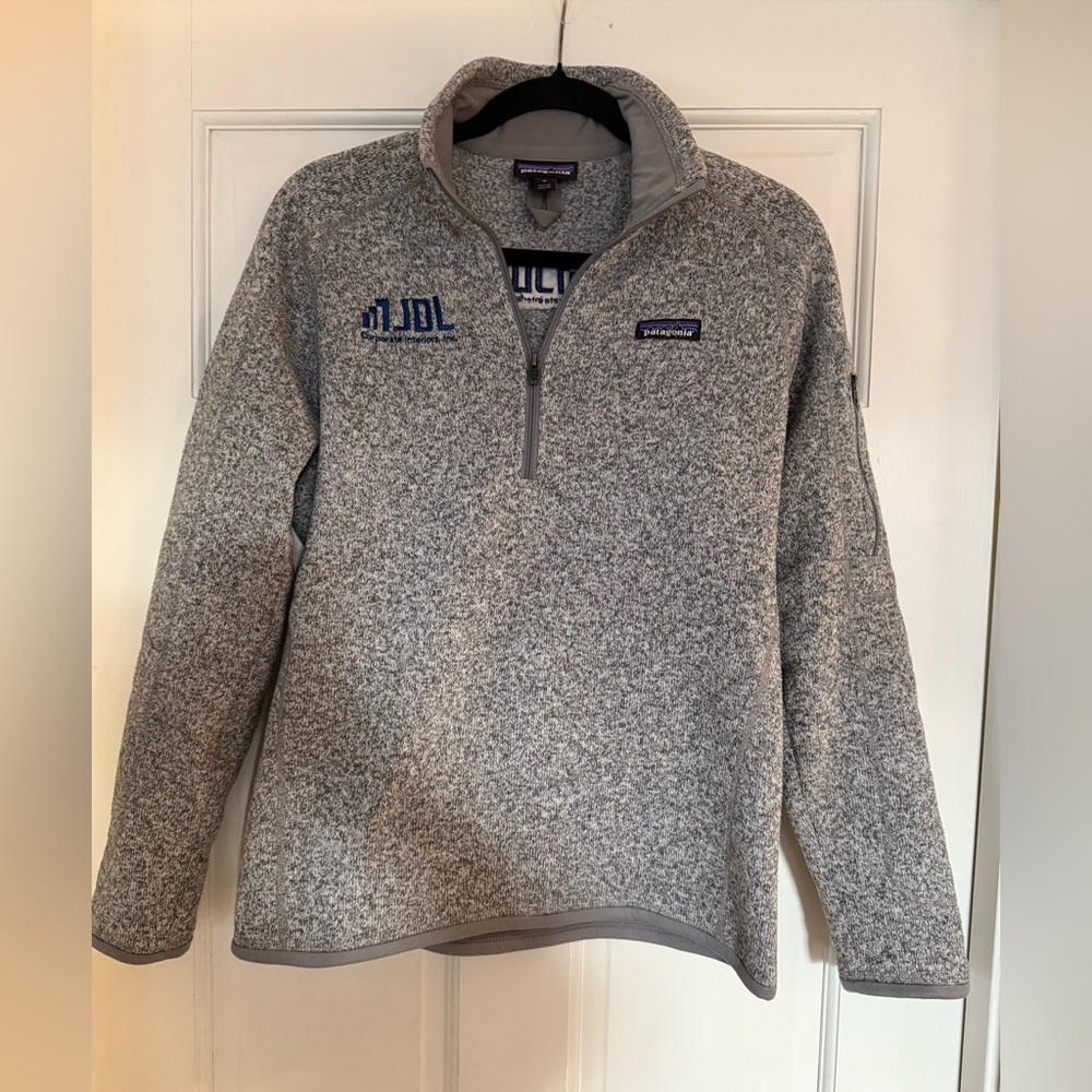 Patagonia Women’s Zip Up Sweater in Heather Gray (with company logo)